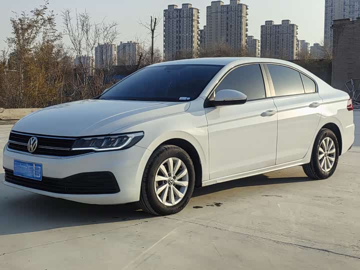 Фото 1 - Volkswagen Bora