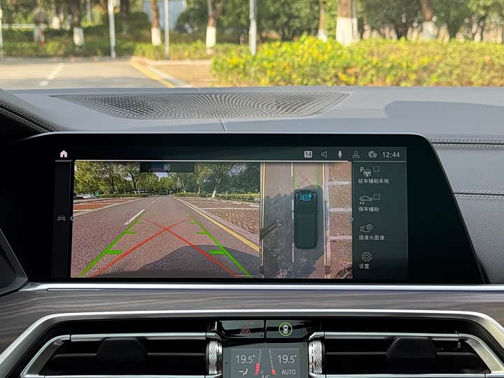 Фото 10 - BMW X5