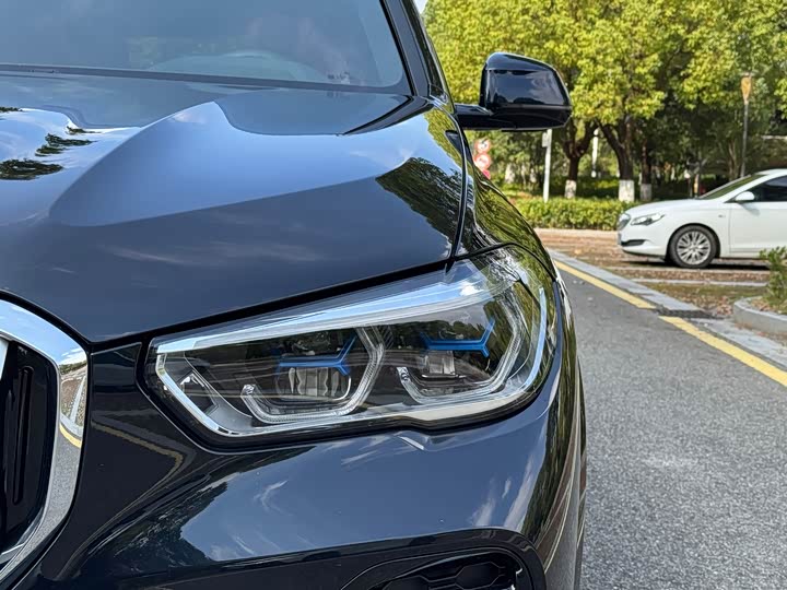 Фото 15 - BMW X5