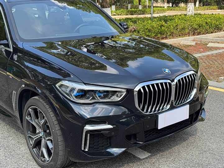 Фото 16 - BMW X5