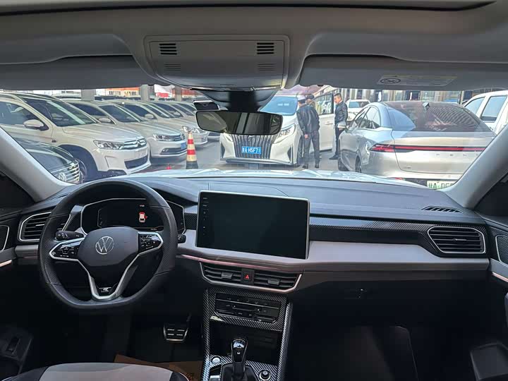 Фото 6 - Volkswagen Tayron X