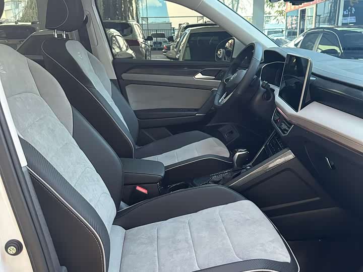 Фото 7 - Volkswagen Tayron X