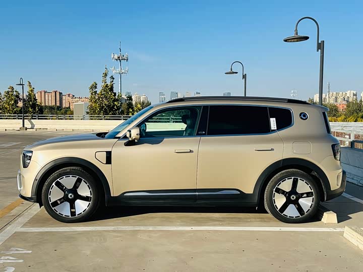 Фото 7 - Smart #5