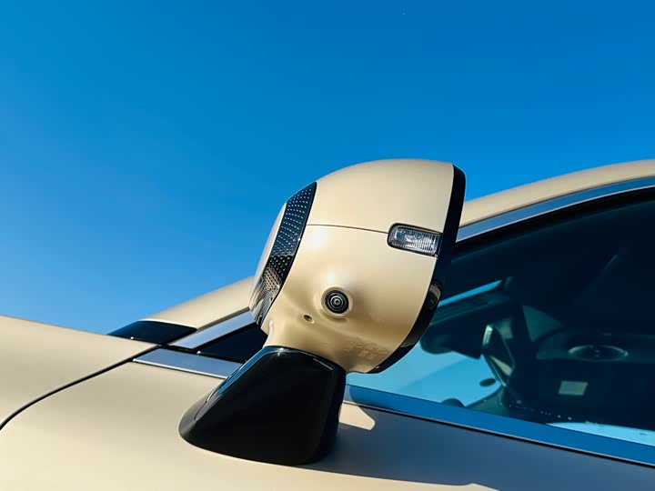 Фото 8 - Smart #5