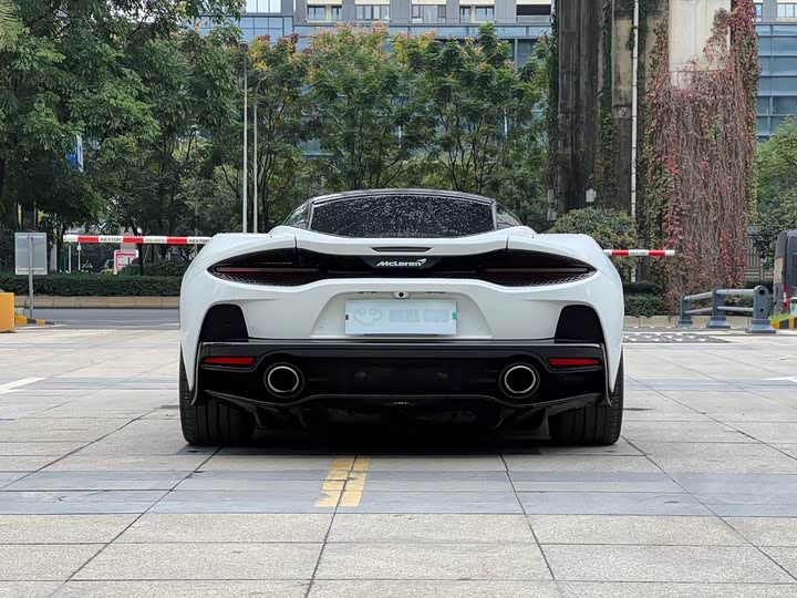 Фото 5 - McLaren GT