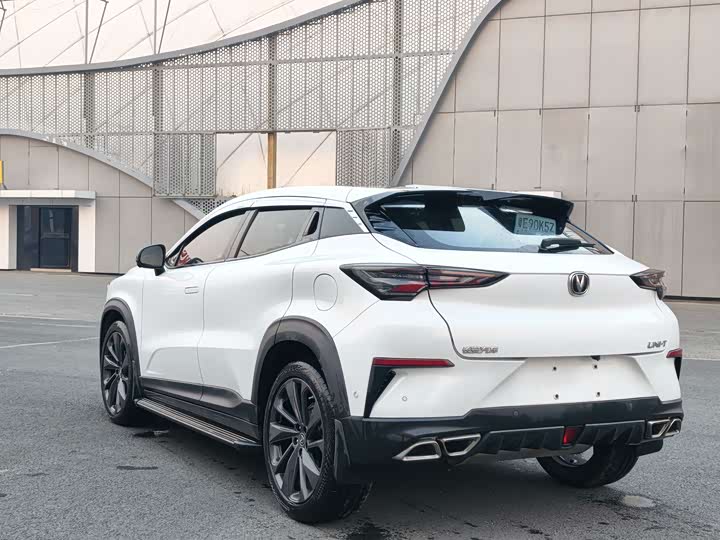 Фото 6 - Changan UNI-T