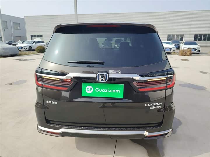 Фото 6 - Honda Elysion