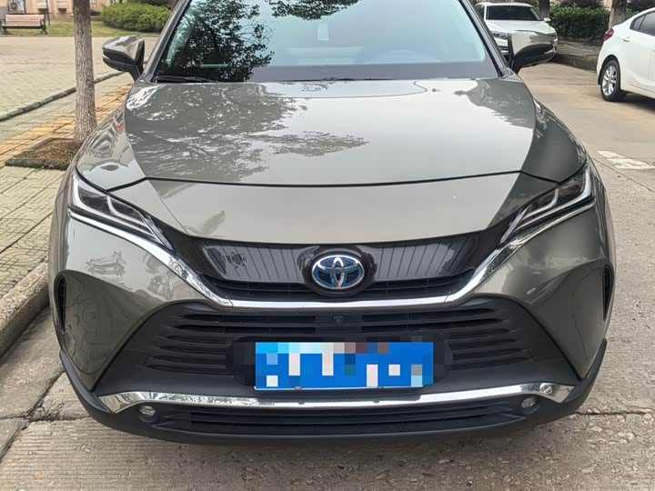 Фото 3 - Toyota Harrier