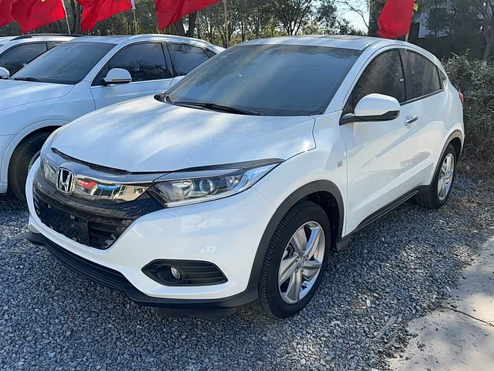 Фото 2 - Honda Vezel