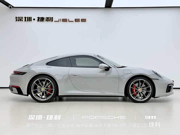 Фото 3 - Porsche 911