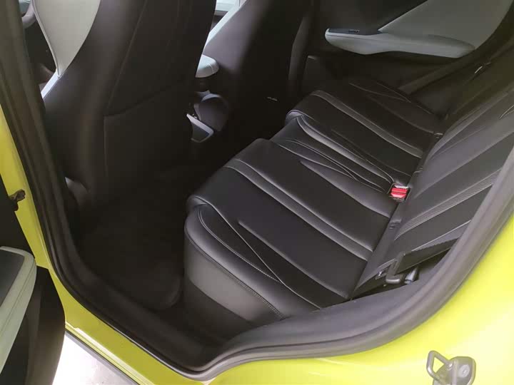 Фото 17 - BYD Seagull