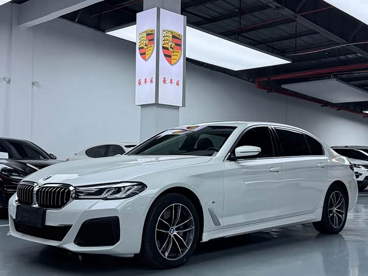 Фото 1 - BMW 5 Series