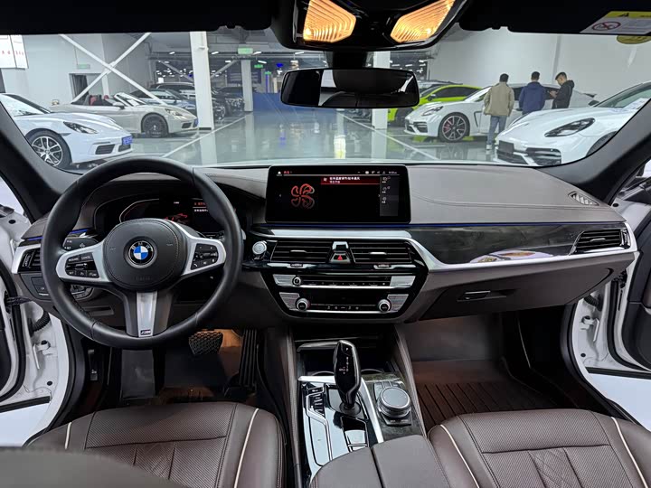 Фото 4 - BMW 5 Series