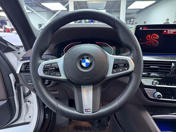 Фото 5 - BMW 5 Series