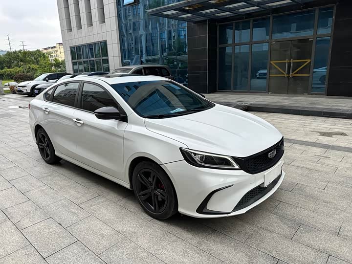 Фото 3 - Geely Binrui