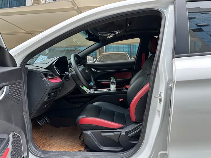 Фото 4 - Geely Binrui