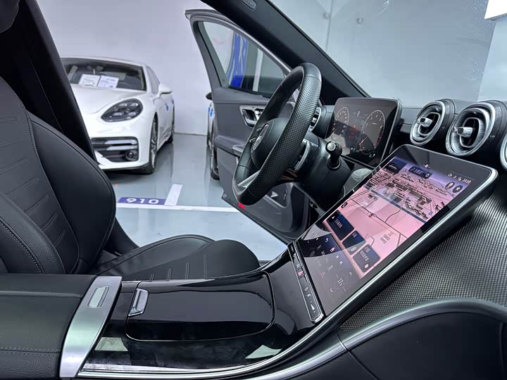 Фото 15 - Mercedes-Benz C-Class