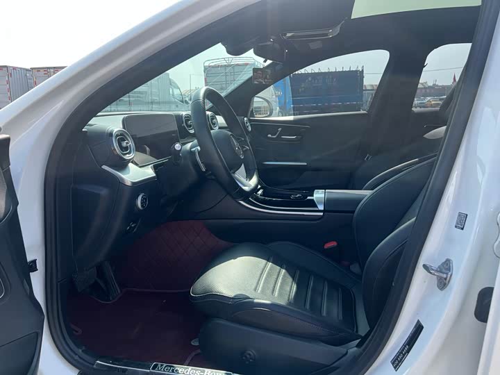 Фото 7 - Mercedes-Benz C-Class