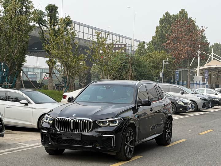 Фото 1 - BMW X5