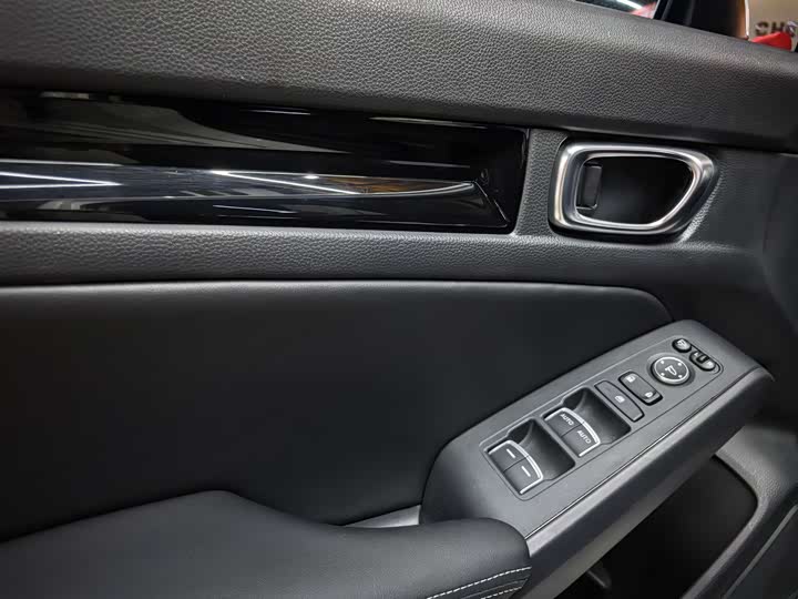 Фото 11 - Honda Civic