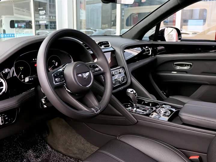 Фото 6 - Bentley Bentayga