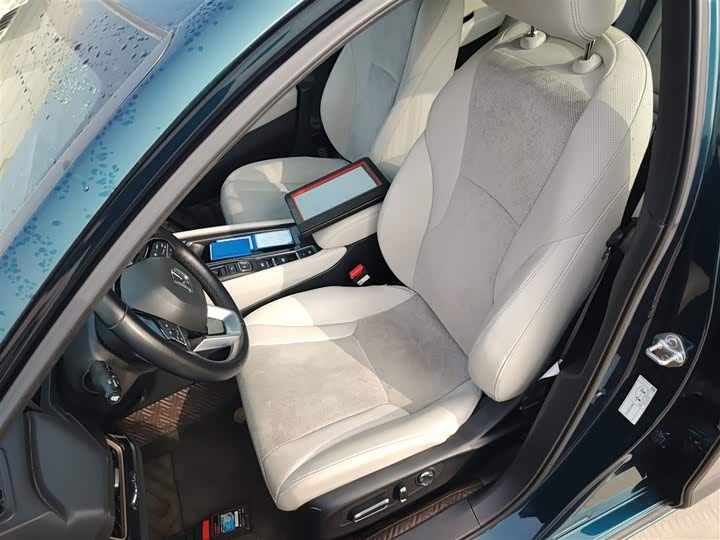 Фото 14 - Honda Inspire Hybrid