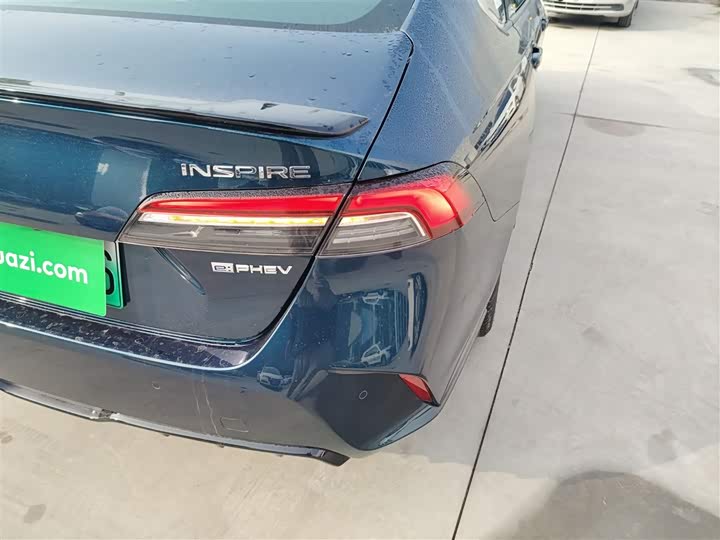 Фото 7 - Honda Inspire Hybrid
