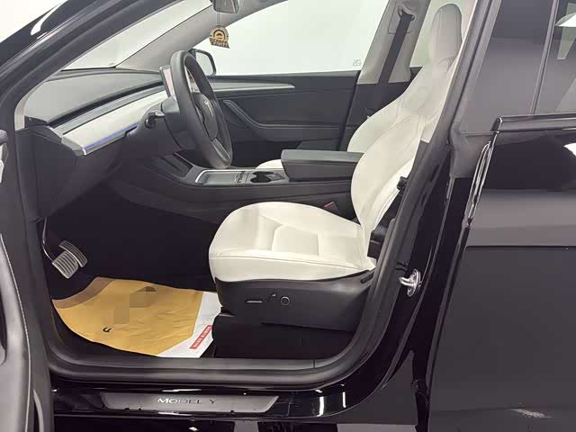 Фото 5 - Tesla Model Y