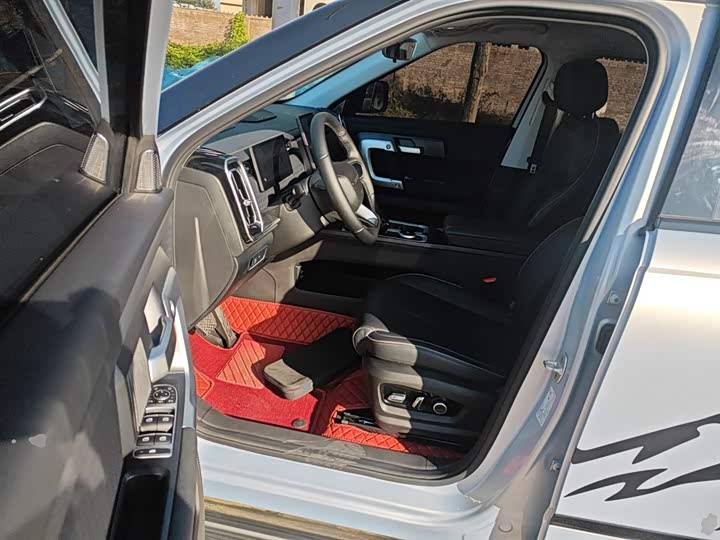 Фото 16 - Chery Jaecoo J7 (Explore 06)