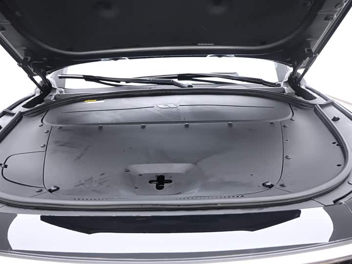 Фото 12 - LiXiang One