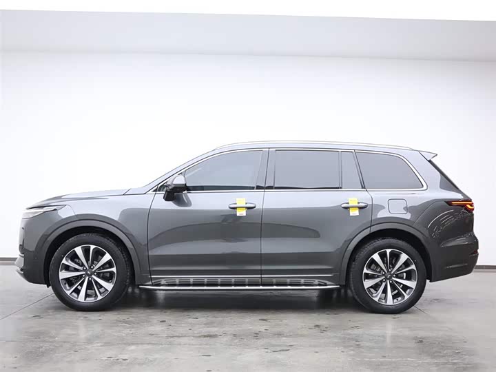 Фото 13 - LiXiang One