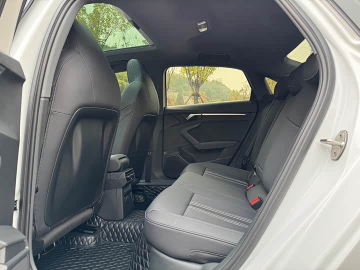 Фото 10 - Audi A3