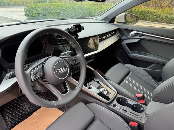 Фото 9 - Audi A3
