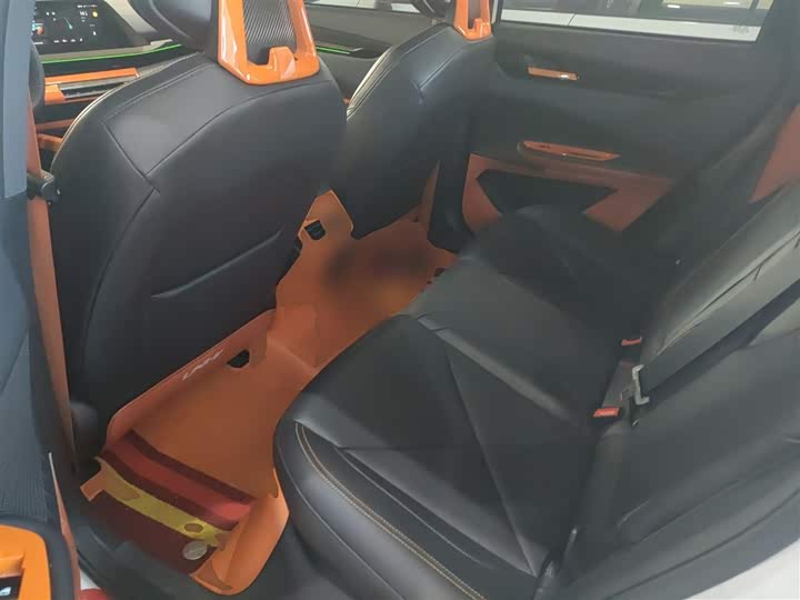 Фото 17 - Changan UNI-V