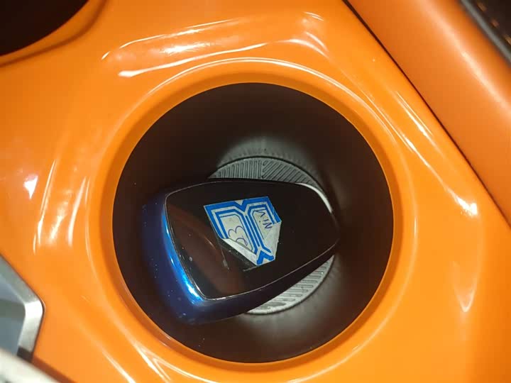 Фото 9 - Changan UNI-V