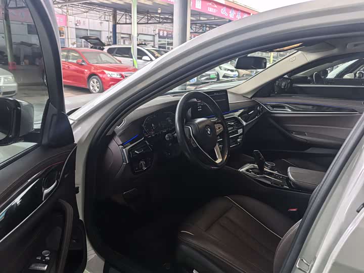 Фото 7 - BMW 5 Series