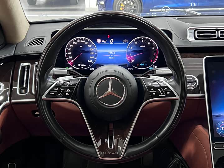 Фото 14 - Mercedes-Benz Maybach S-Class