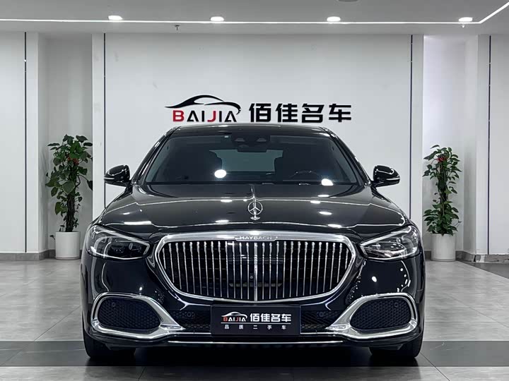 Фото 2 - Mercedes-Benz Maybach S-Class