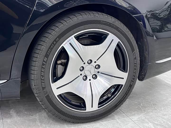 Фото 8 - Mercedes-Benz Maybach S-Class