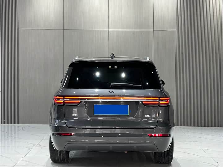 Фото 7 - LiXiang One