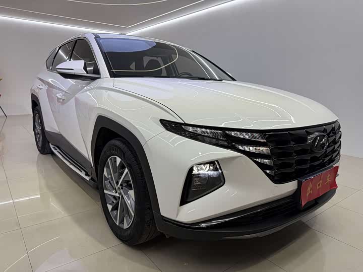 Фото 7 - Hyundai Tucson L