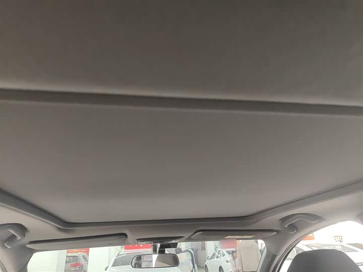 Фото 18 - Honda XR-V