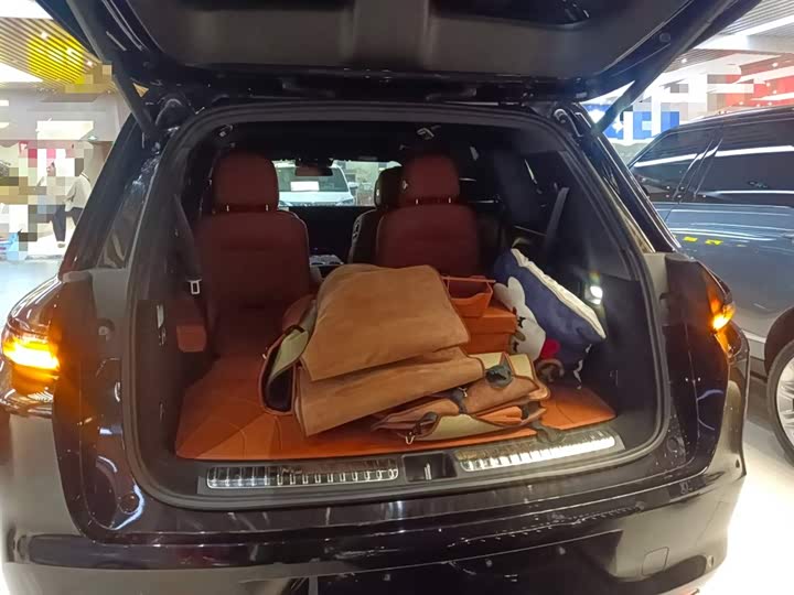 Фото 19 - LiXiang L8