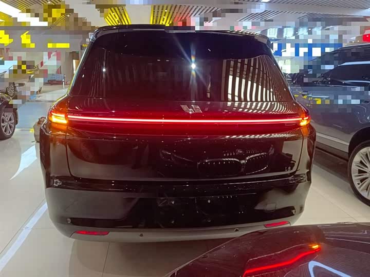 Фото 6 - LiXiang L8