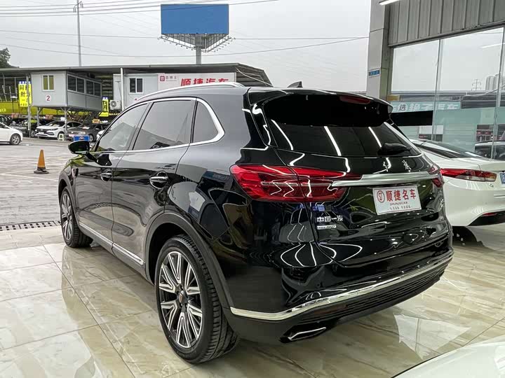 Фото 9 - Hongqi HS5