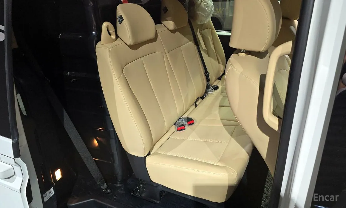 Фото 12 - Hyundai Staria