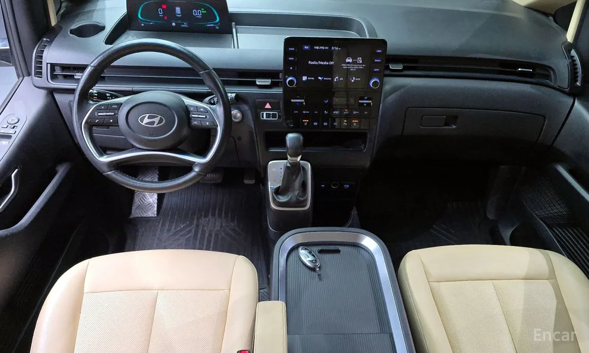 Фото 7 - Hyundai Staria