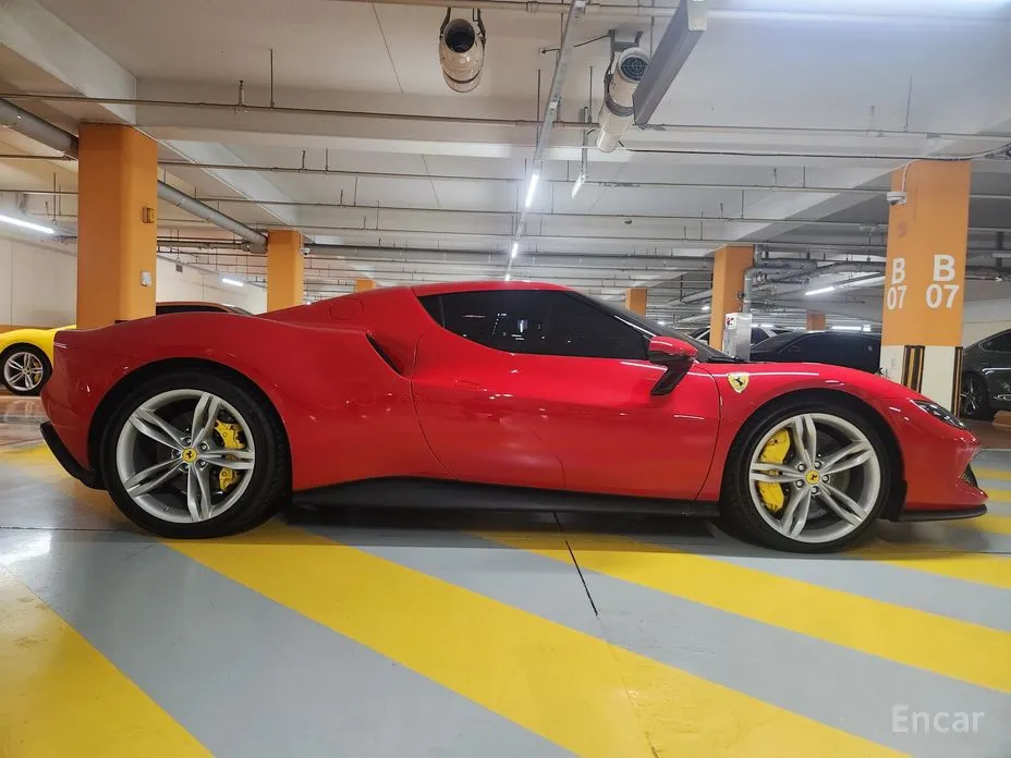 Фото 8 - Ferrari 296