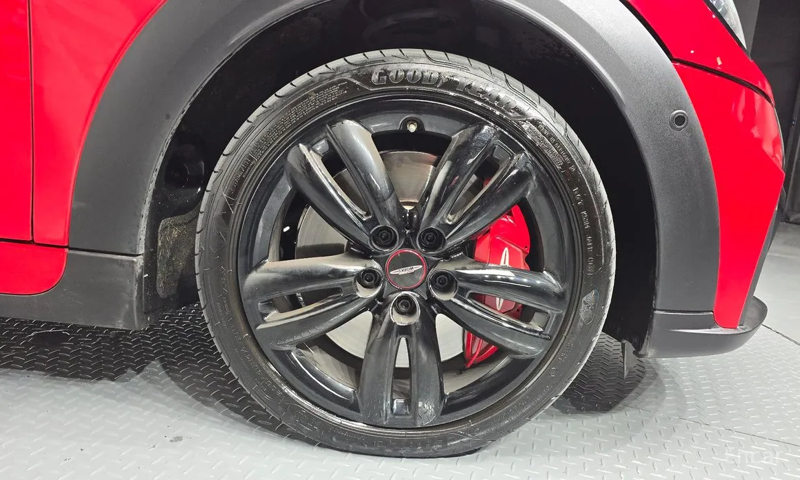 Фото 5 - Mini Cooper Convertible