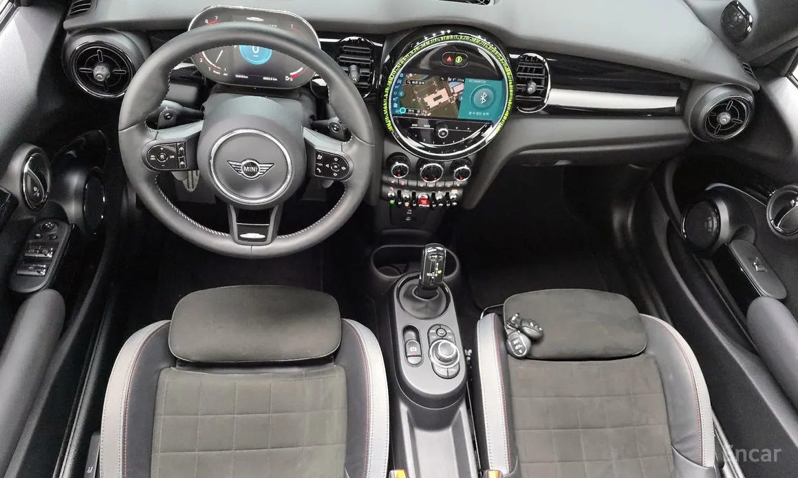 Фото 7 - Mini Cooper Convertible